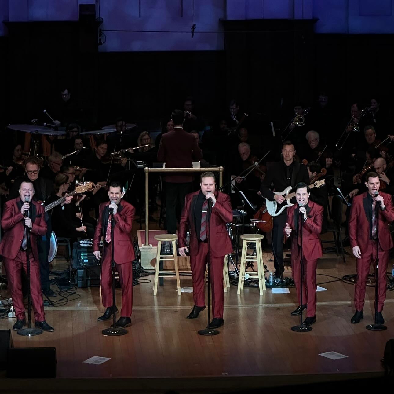 Under The Streetlamp