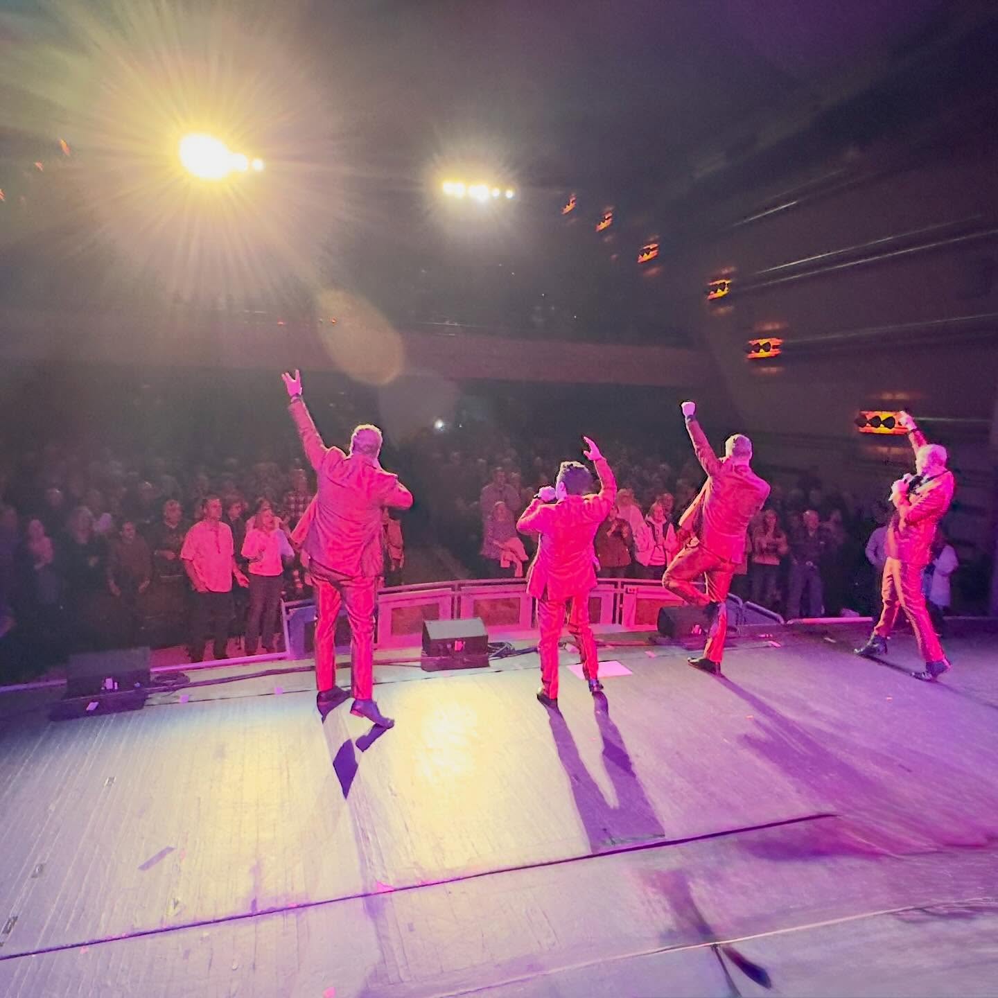 Under The Streetlamp